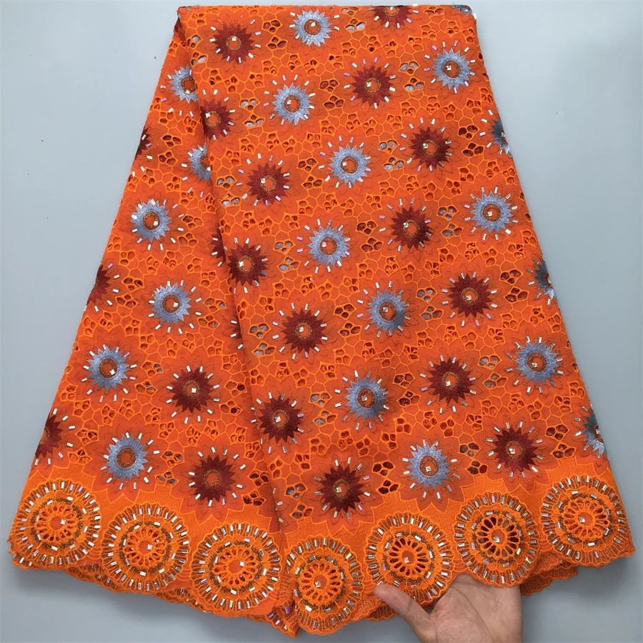Luxuriöser orangefarbener Schweizer Voile-Spitzenstoff aus Baumwolle, afrikanische Spitze mit floraler Stickerei und Strass, hochwertiges Netzmaterial für Partykleider
