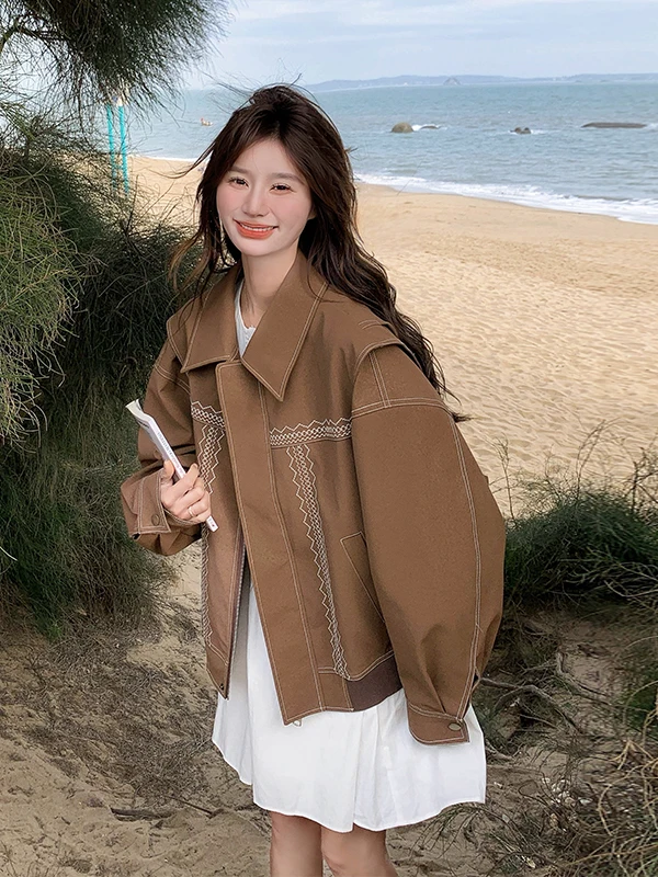 

Повседневная женская куртка с вышивкой, модный дизайн, весна 2025, новинка, в стиле пэчворк, кофейного цвета, повседневное женское пальто