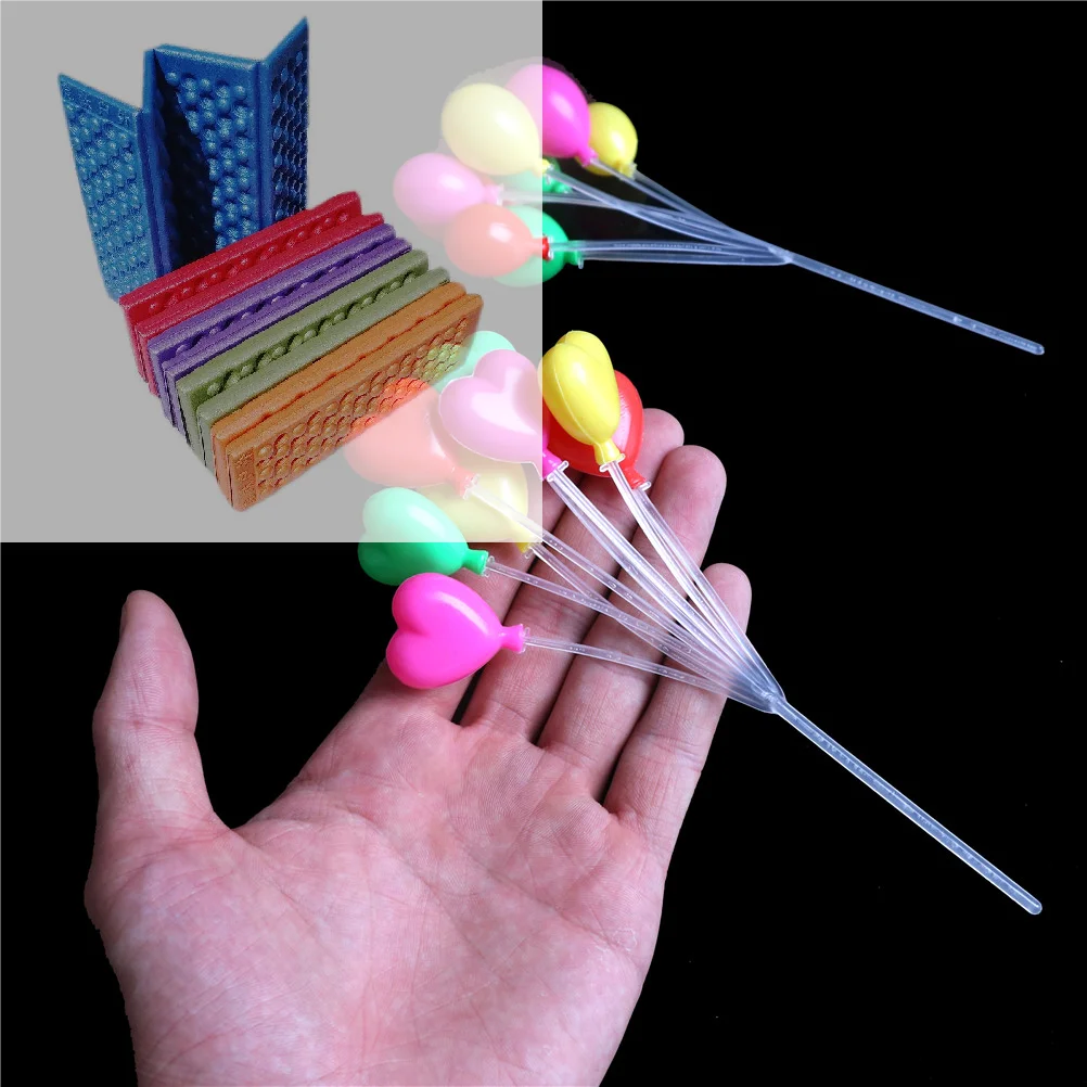 

Новый набор: миниатюрные пластиковые разноцветные воздушные шары на веревке для кукольного домика, масштаб 1:12, для гостиной