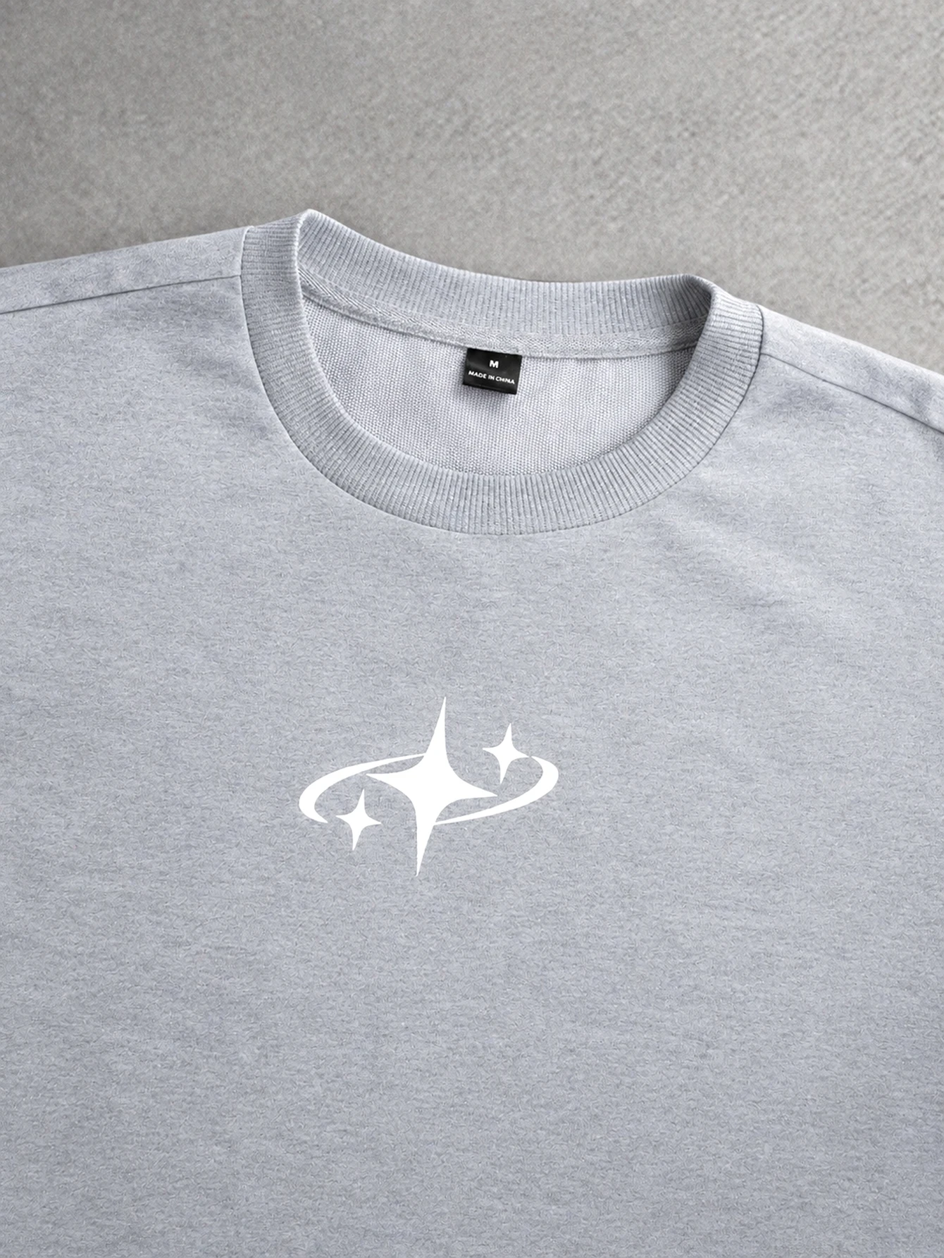 Herren- und Damen-T-Shirt mit Langen Ärmeln, Zweiteiliger Optik, Stern-Logo, Kursivdruck, Mehrlagiger Rundhalsausschnitt, Y2K Hip-Hop Streetwear, Oversized-Top – Detail 10