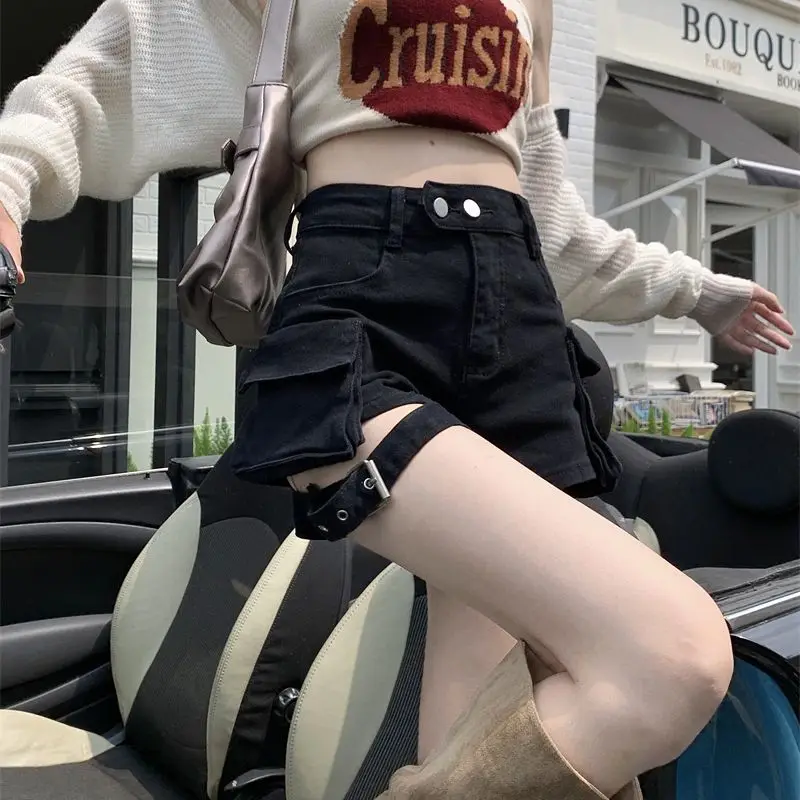

Black denim shorts are a popular item for women2025New Spring and Summer High-Waisted Casual Workwear Shorts for Petite Individu