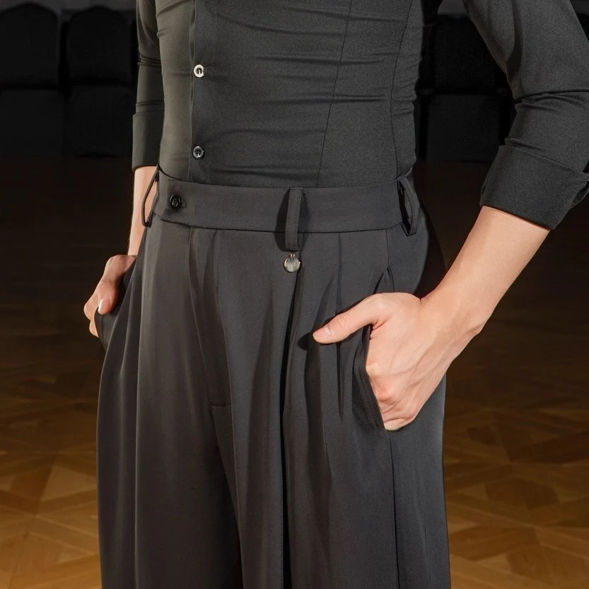 Mannelijke wijde pijpen broek Latin dansbroek Ballroomdans Nationale standaard dansbroek Heren Moderne training Zwarte broek DN21696