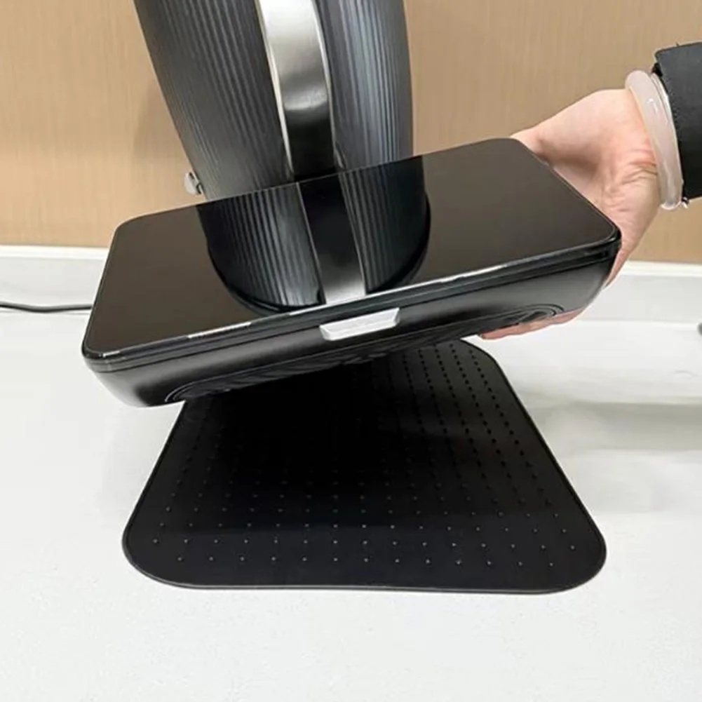 

Кухонный аксессуар: противоскользящий коврик для кухни, черный, предотвращает раскачивание, поглощает вибрацию, продлевает срок службы бытовой техники