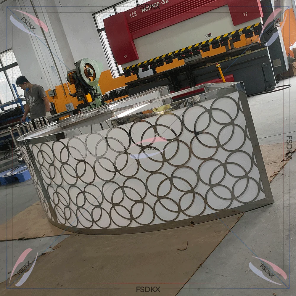 Wholosale Banquet Event Wedding Stainless Steel Luxury Silver Custom Counter Top Bar Table