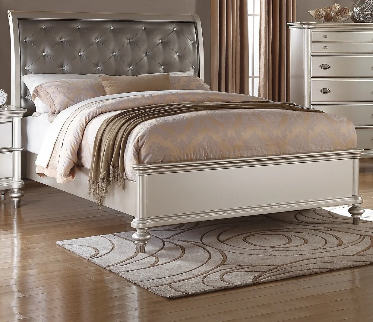 

！@Silver Faux Leather Modern Tufted Headboard 1pc California King Size Bed Bedroom Furniture Luxurious Look Bedframe