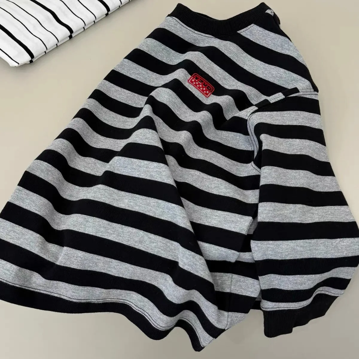 2026 Kids Soft Texture Long Sleeve T Shirt Loose Korean Style 2026 New Stylish Boys Spring Top Trendy