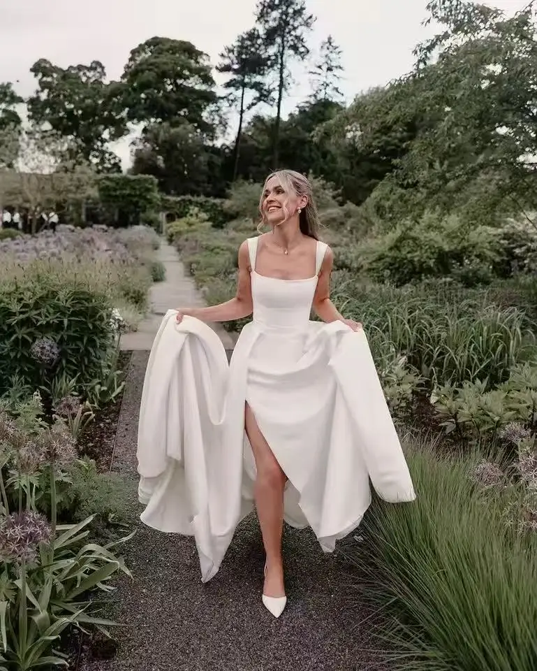 シンプルなサテンのウェディングドレス 2026 ハイ スリット A ライン花嫁衣装スクエアネックプリンセス Vestido デ ノビア ウェディングドレスカスタマイズ