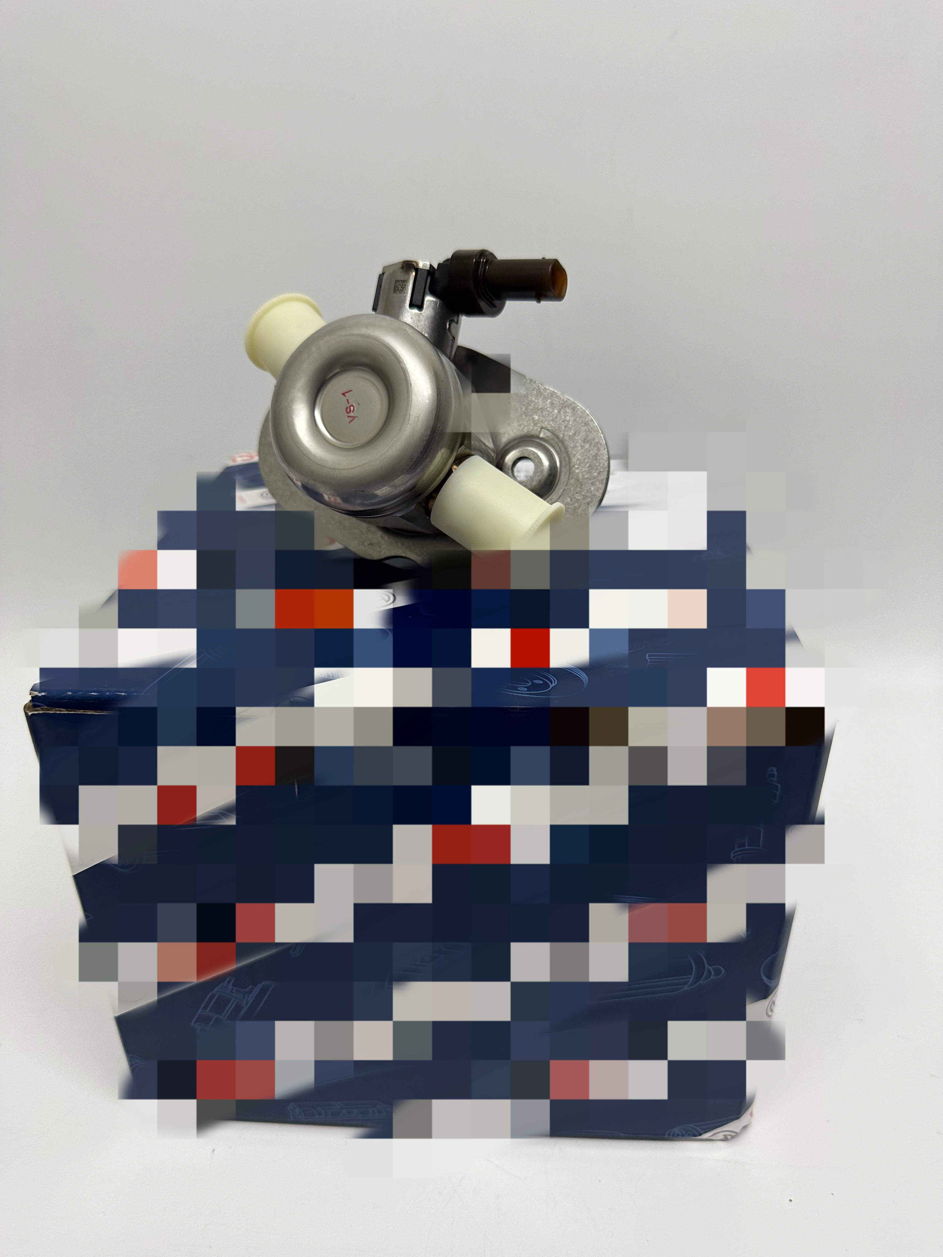 13517642466; 135186…