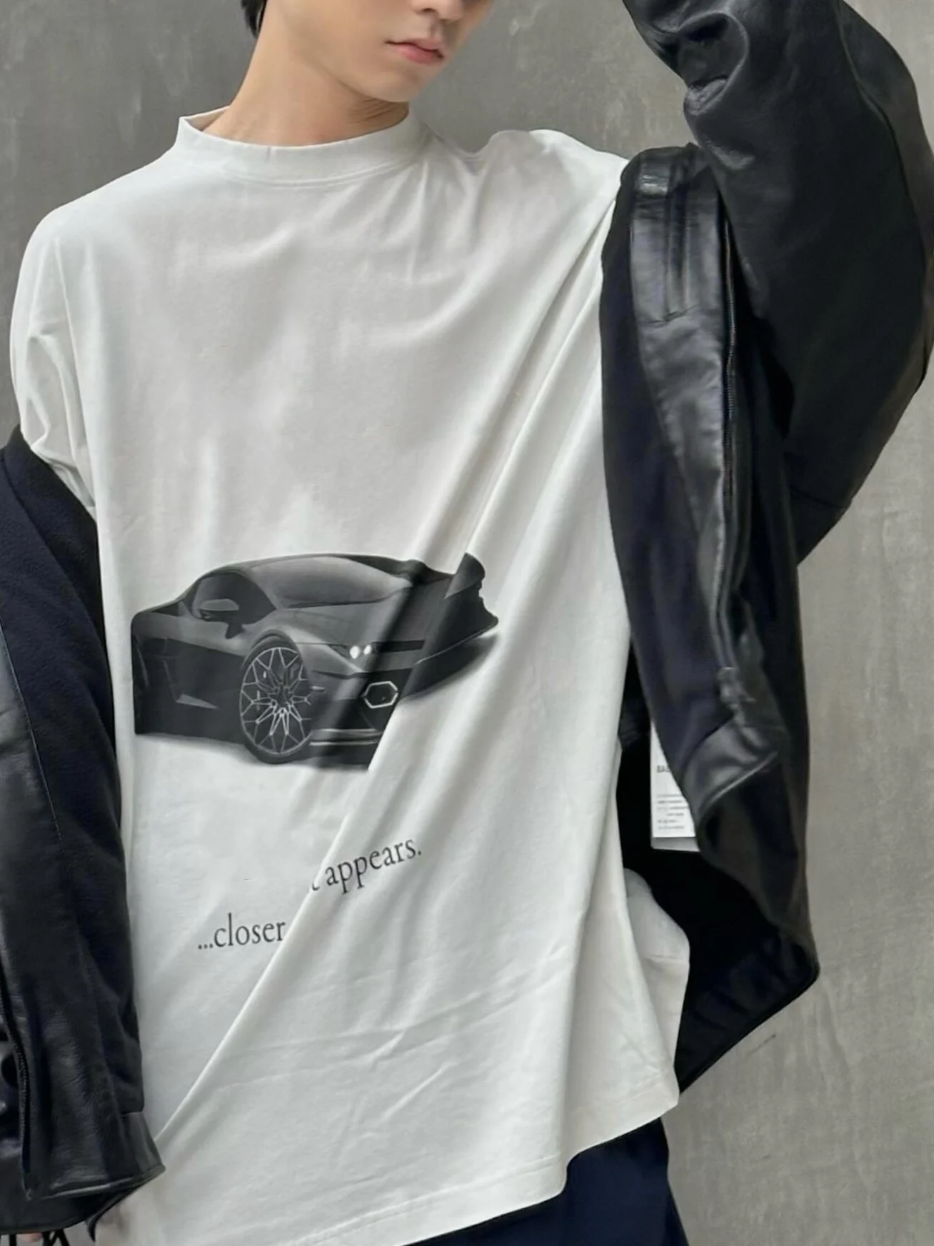 

ex ort Sve T-irt VANA ILUSION Car Theme Print Comfortable Breathable Cotton Ci Walk Faion Spring 2025