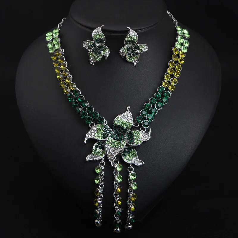 

DIY accessories Cross-border European and American exaggerated crystal flower gem necklace earrings set short collarbone female