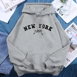 New York 199X Black Printing Women Sportwear Versatile Round Neck Hoodies Trendy Comfortable Tracksuit Personality Loose Top