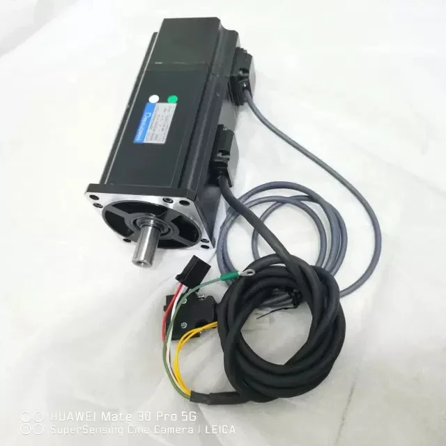 серводвигатель 750 Вт серводвигатель Q2AA08075HXP00