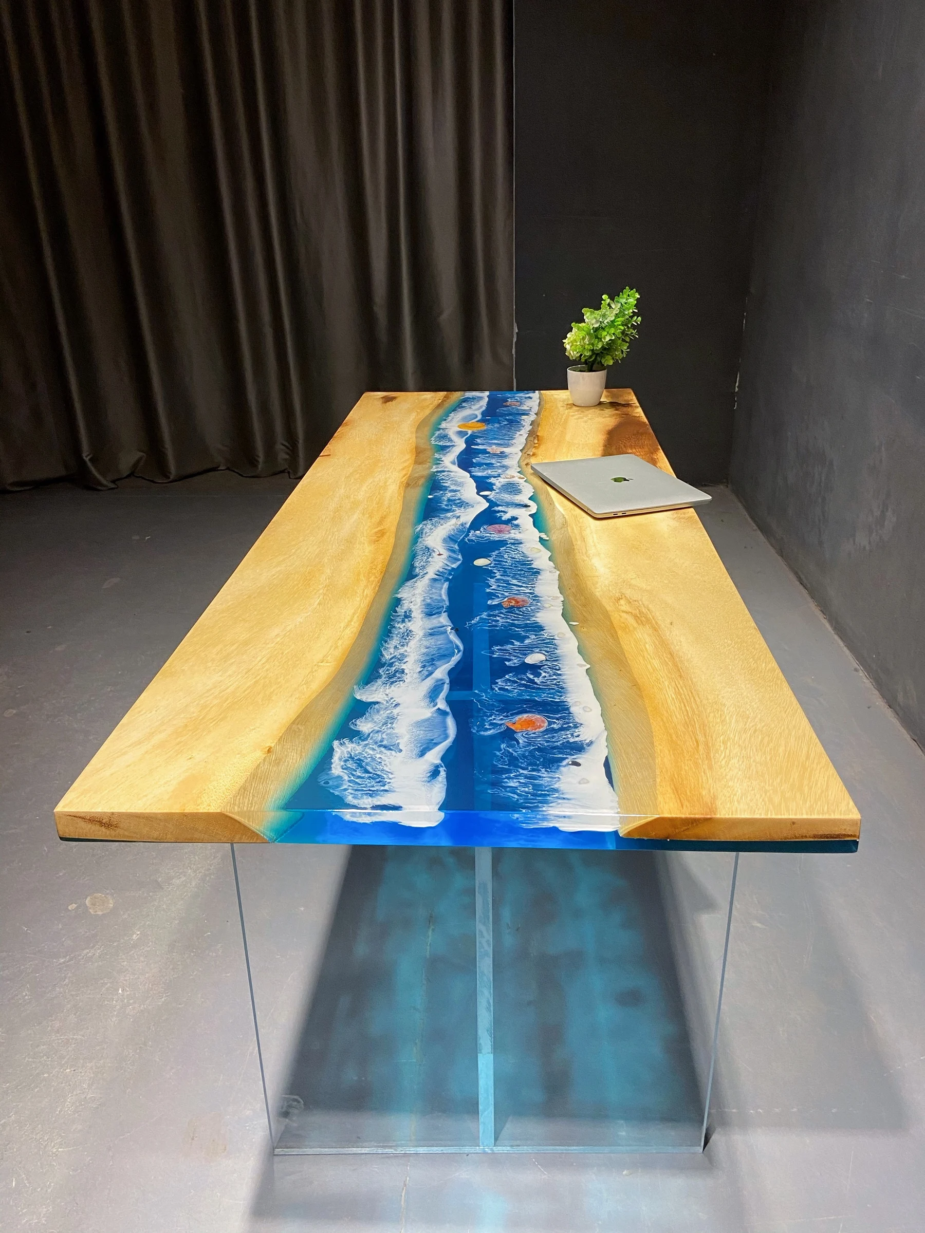 Fashionable Wave Walnut Resin Table, Full Square 180 * 70 * 4