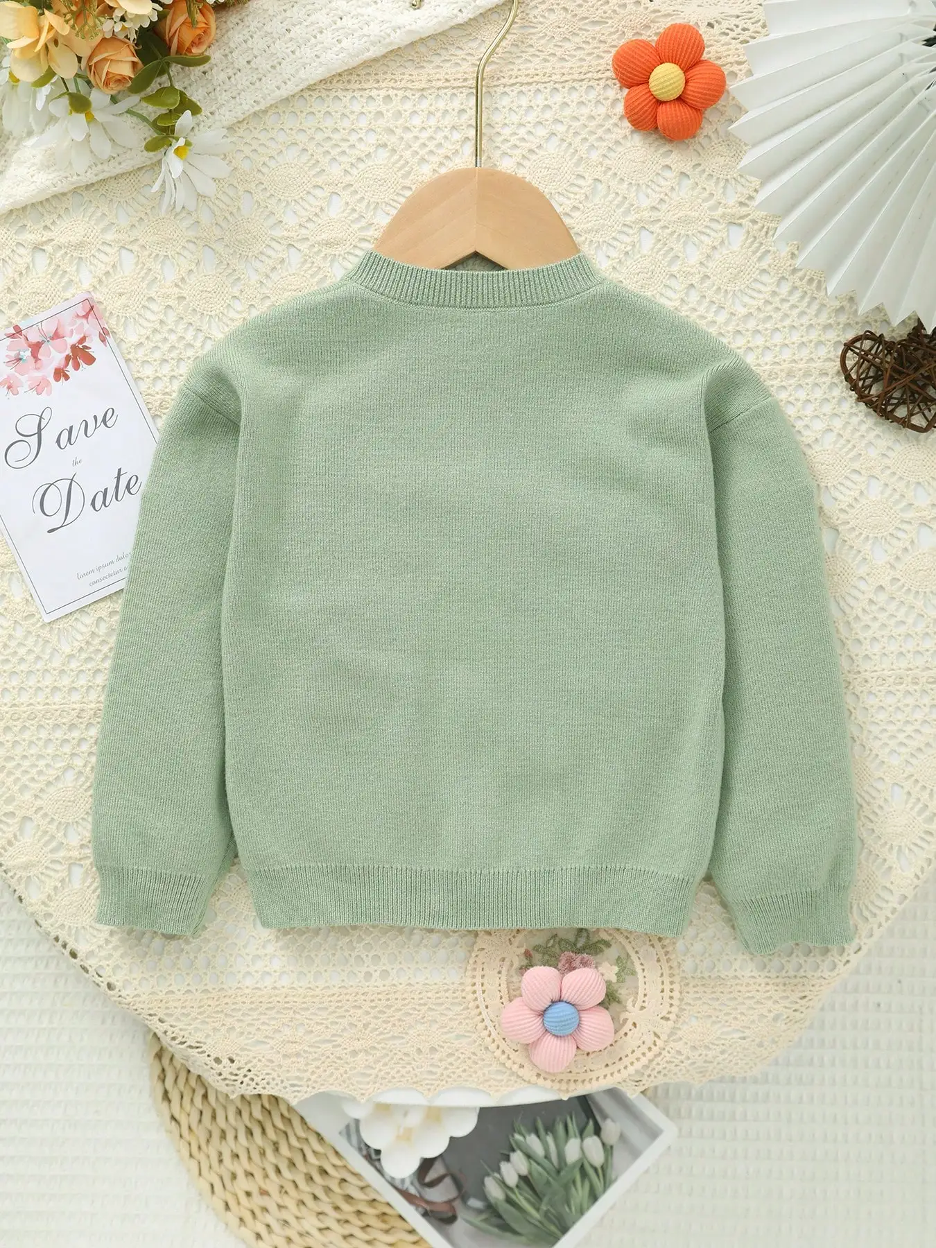 Girls' Fresh and Cute Bunny Carrot Embroidered Knit Cardigan with Round Neck