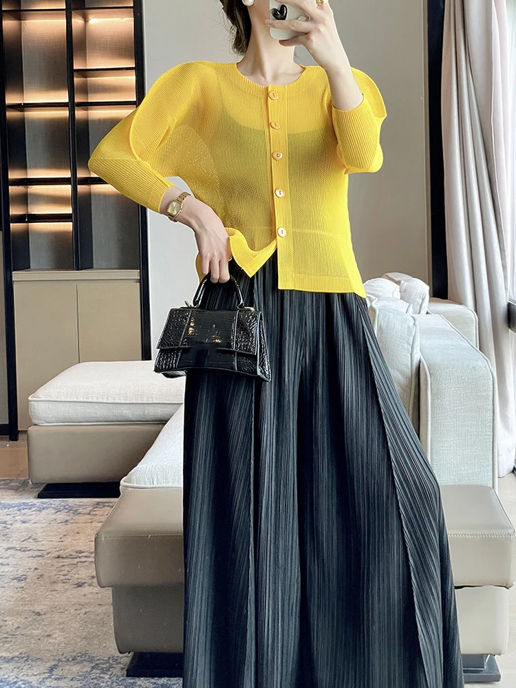 GVUW Pleated Round Collar Shirt Women Single Breasted Fashion New 2024 Versatile Summer Gauze Batwing Sleeve Clothing 17G5845