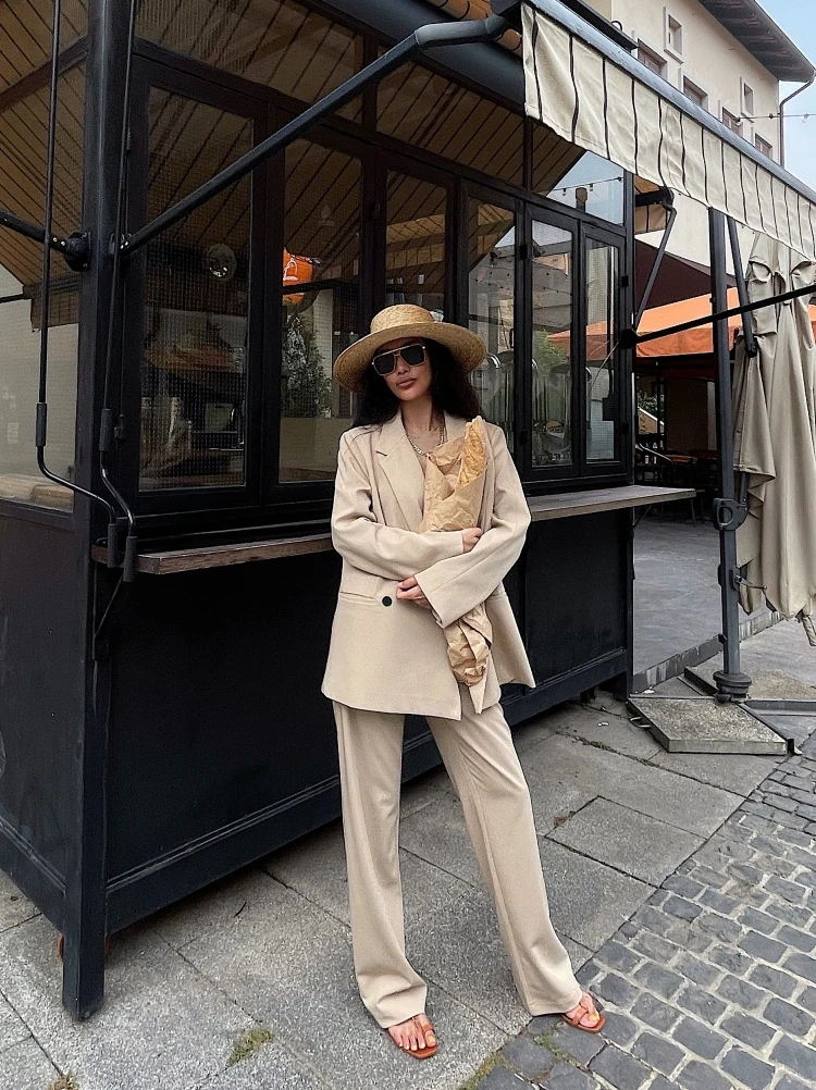

DuanSle Original Good Fit Slimming High Quali Large Size Medium Length Suit Casual Khaki Pants Faionable Ensemble