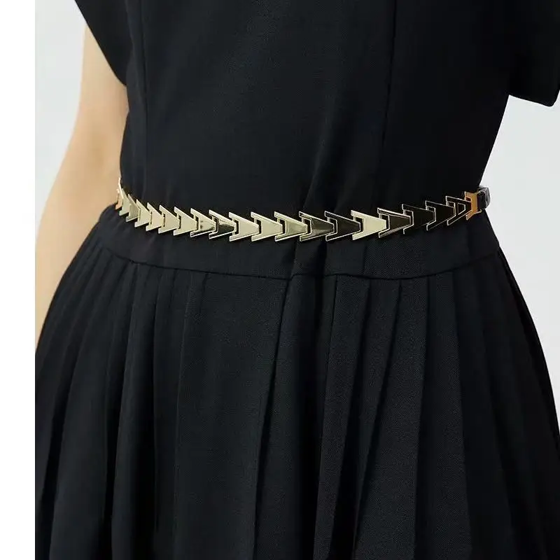 ceinture-fine-pour-femme-faionable-fibone-a-line-bule-collection-printemps-2026-en-cuir-enveloppe-avec-fermoir-en-alliage-chaine-de-taille