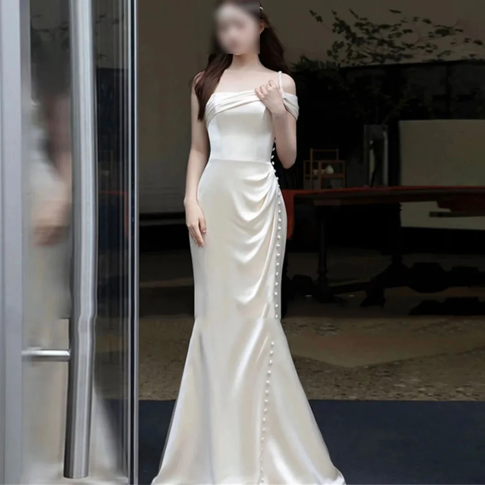 

Marril Satin Wedding Dress Korea Strapless Sleevelss One Sleeve Cap Spaghetti Bridal Gown Button Long Pleated Bride Dresses 2024