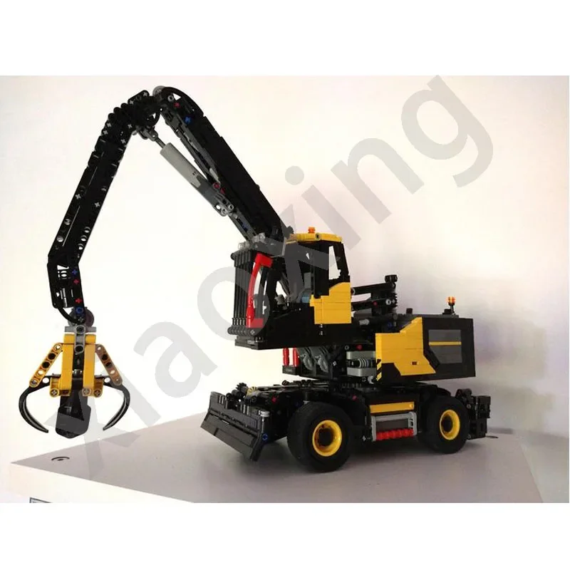 MOC-116185 New RC Model of Material Handling Wheeled Excavator Building Block Model 2120 Parts Children\'s Birthday Toy Gift