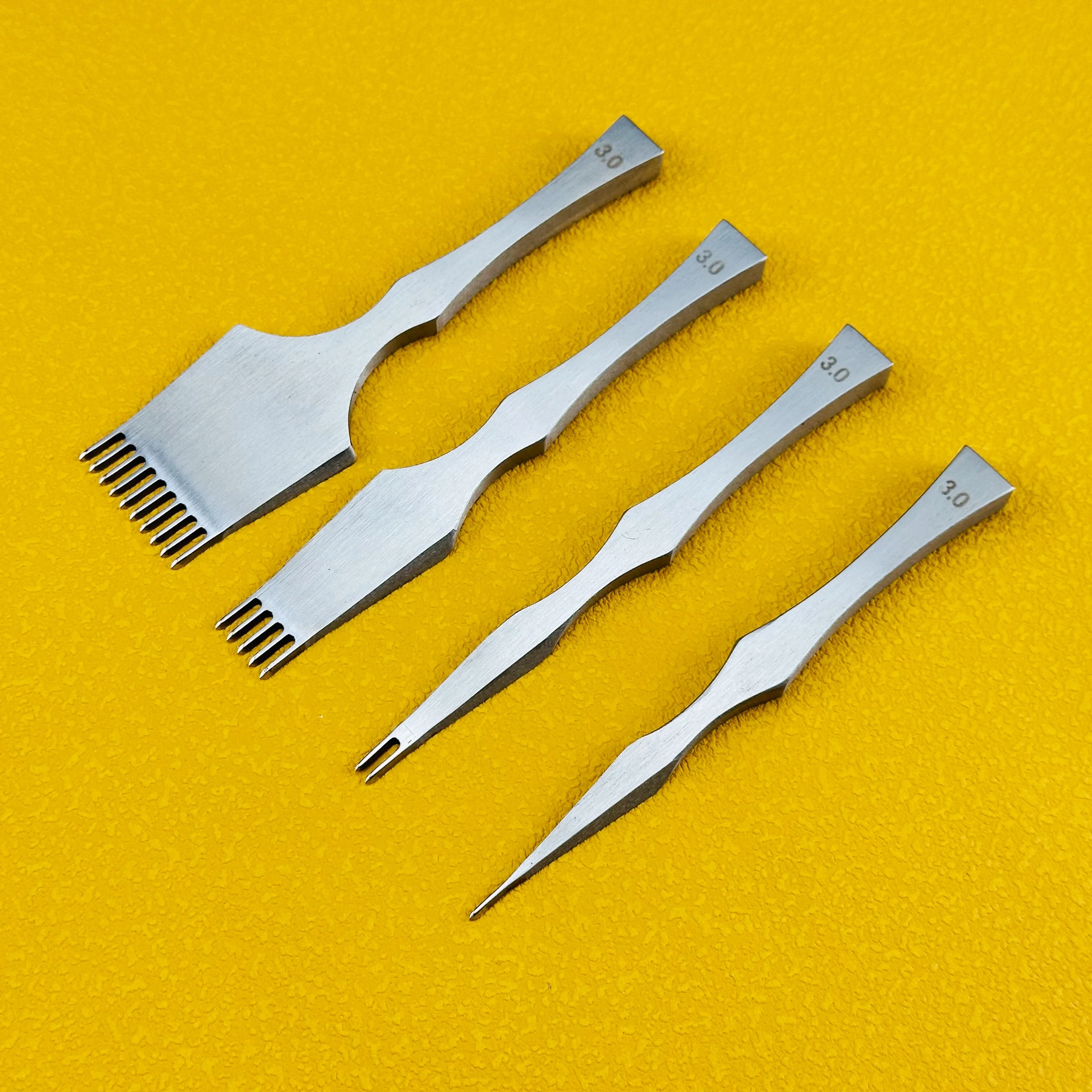 

Leather craft diamond seal barbed iron professional edge seal teeth inner surface polishing stitching punching chisel tools