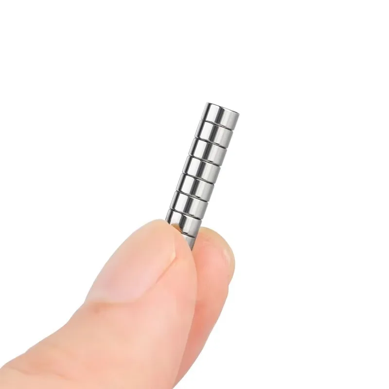 10/50PCS Mini Round Magnet Cylindrical Multi Cat Eye Magnet Nail Tool for Measuring The Length of Artificial Nails Acrylic Nails