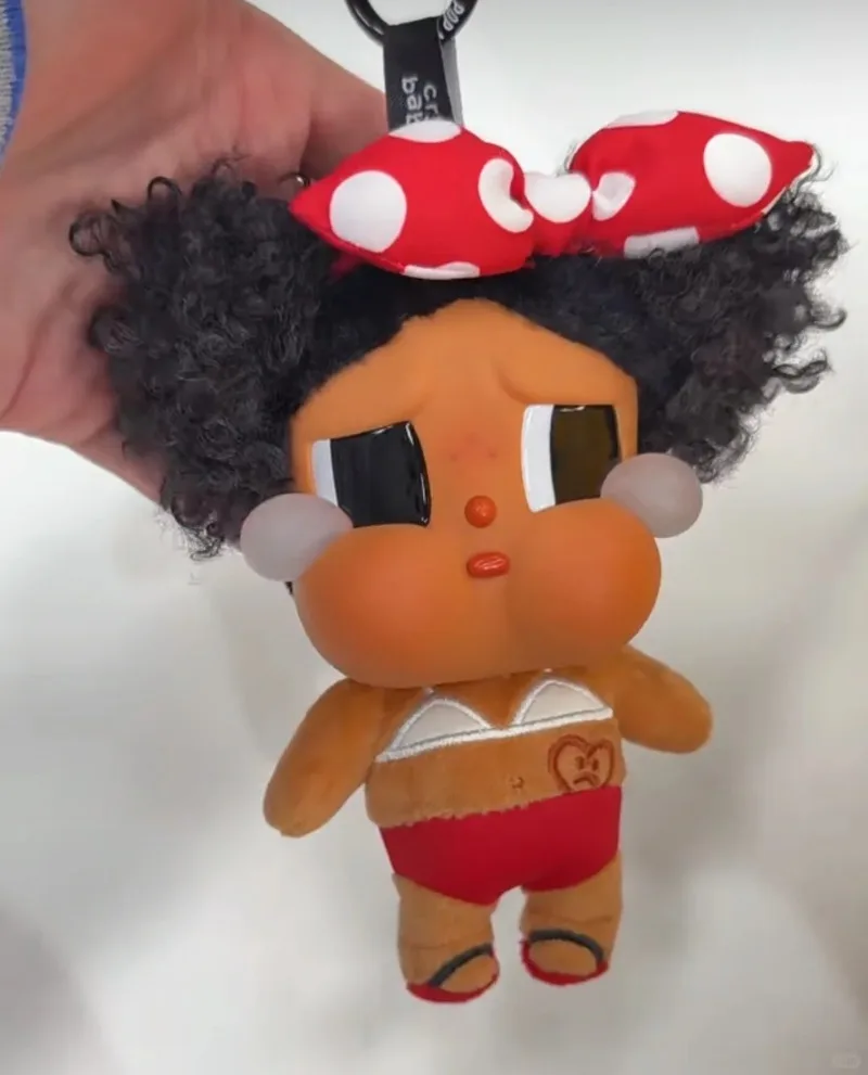 pop-mart-crybaby-vacation-mode-on-series-vinyl-blind-box-mystery-box-toys-kawaii-ornaments-figurines-home-decor-desktop-model