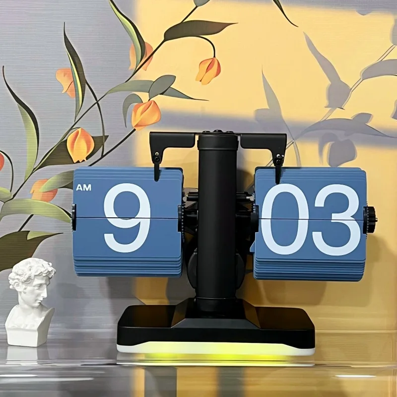Desktop Mechanical Automatic Page Turning Clock, European Retro Desktop Ornaments, Creative Table Clock