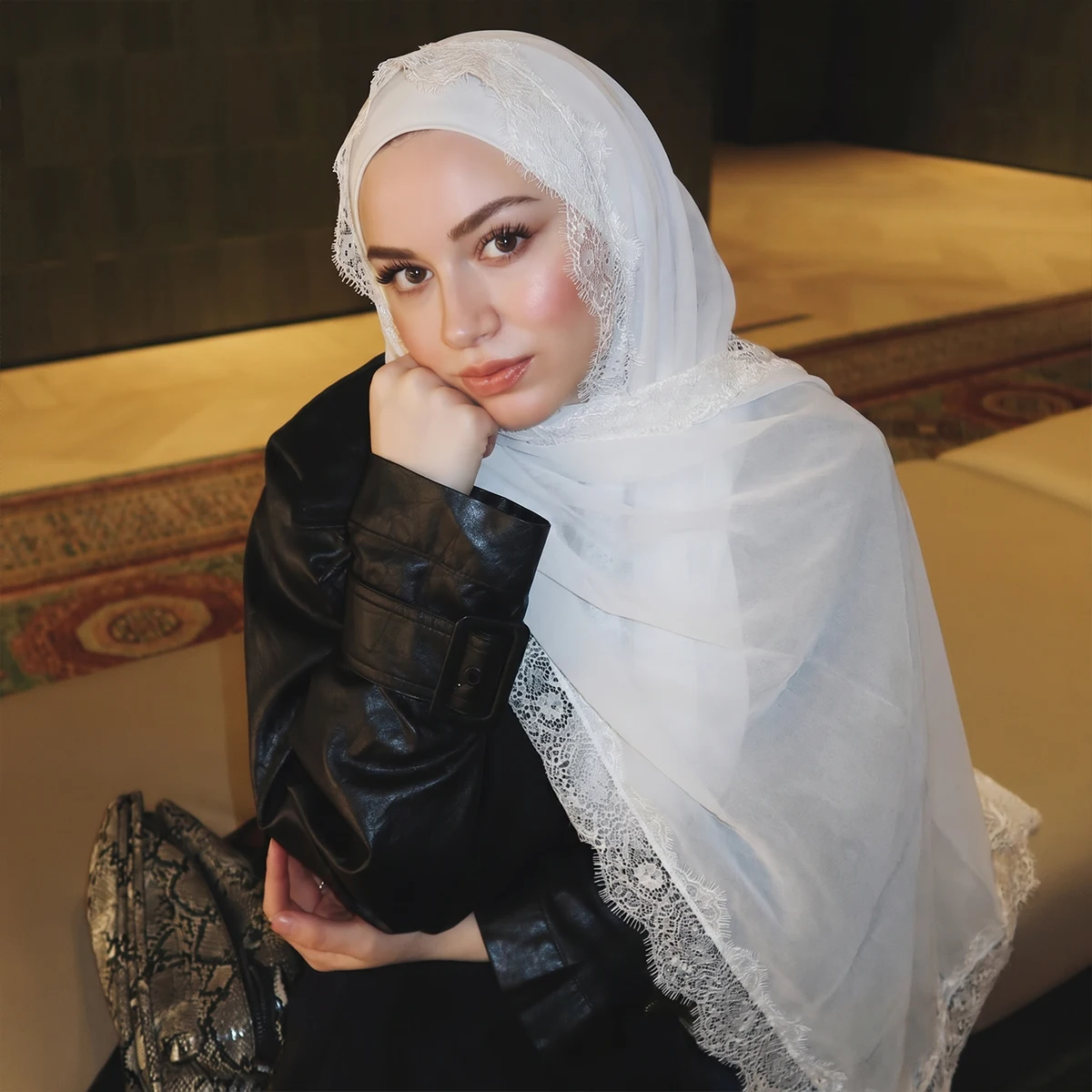 Fashion Muslim Hijab Classic Polka Dot Scarf Soft Breathable Bandana Versatile Head Wrap for Office Work Shopping Daily Wear view 3