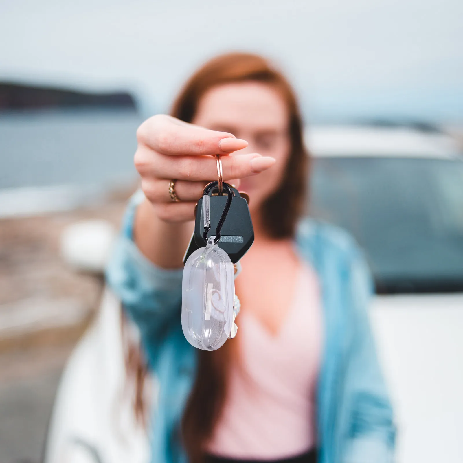 

1 pc Transparent Tpu Protection Cover For Waterproof Dustproof Scratch-Resistant Charging Compatible Smooth Holder