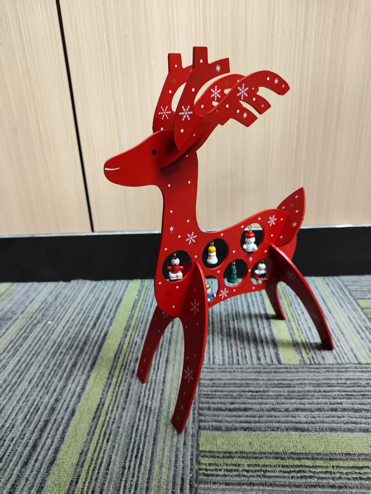 

Christmas decorations, Christmas decoration props, tabletop ornaments, wooden christmas deer