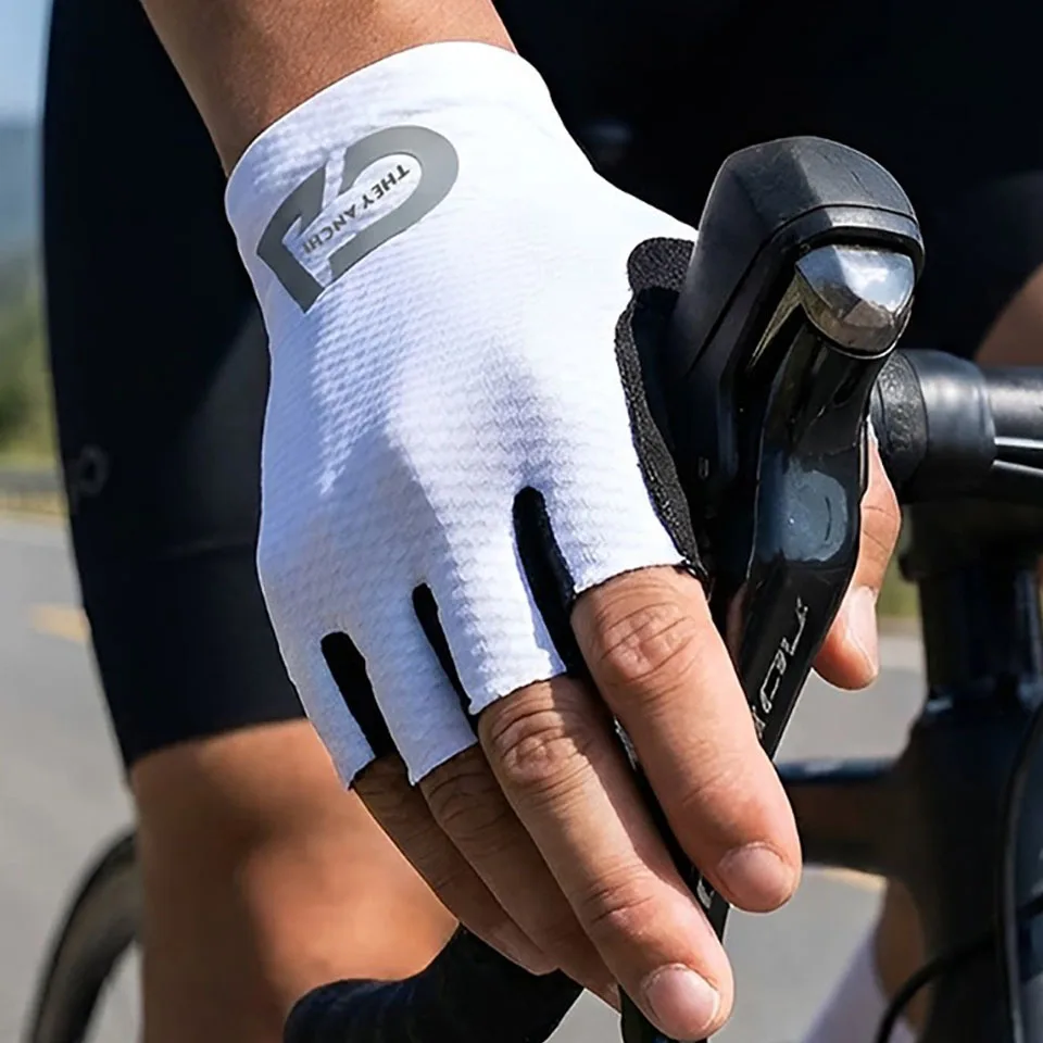 #64 Compare Hiking Gloves Before You Buy