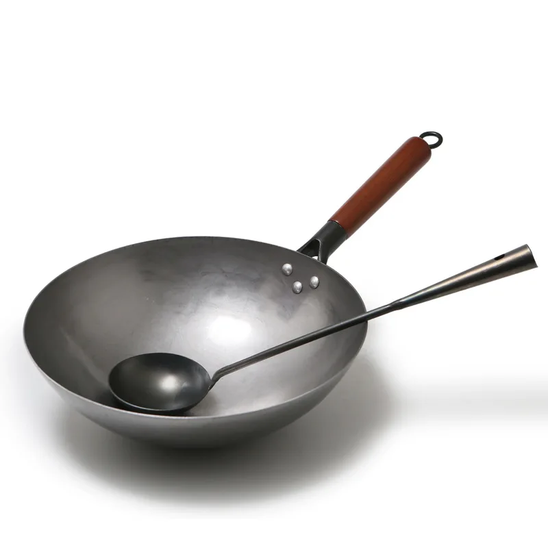 Wok de hierro tradicional chino hecho a mano, Wok grande y mango de madera, Wok antiadherente, olla de cocina de Gas, utensilios de cocina, olla de hierro, novedad de 2022