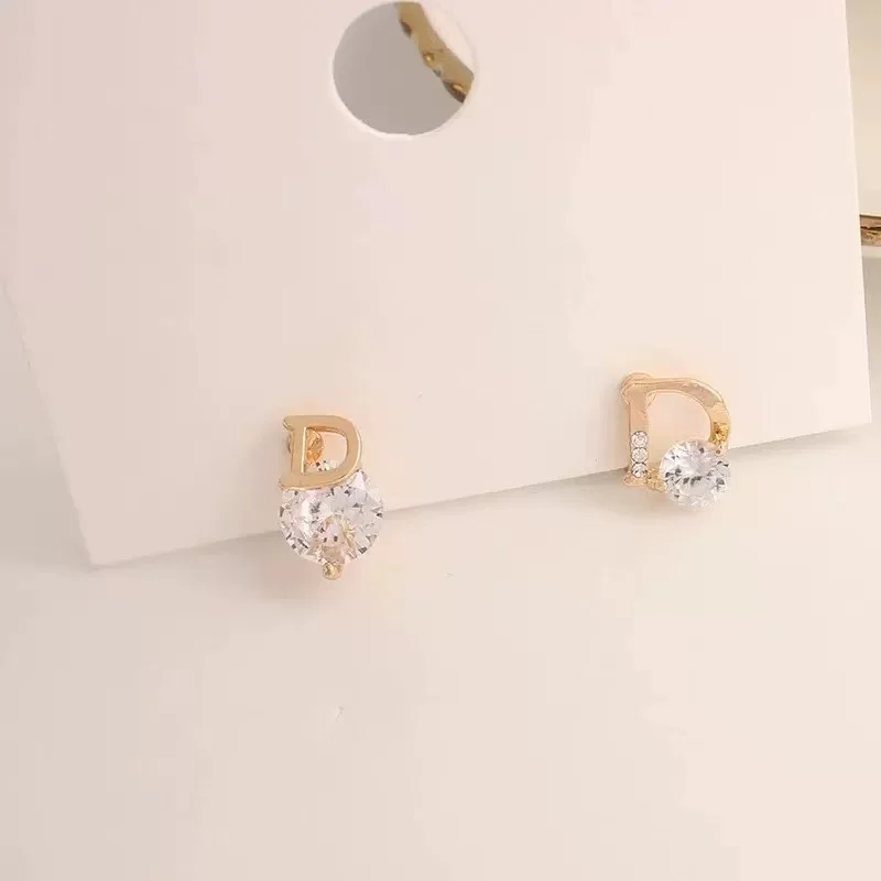 2PCS Exquisite Fashion Letter D Women's Earrings Shining Zircon Earrings Lightweight Luxury European and American Earrings Part