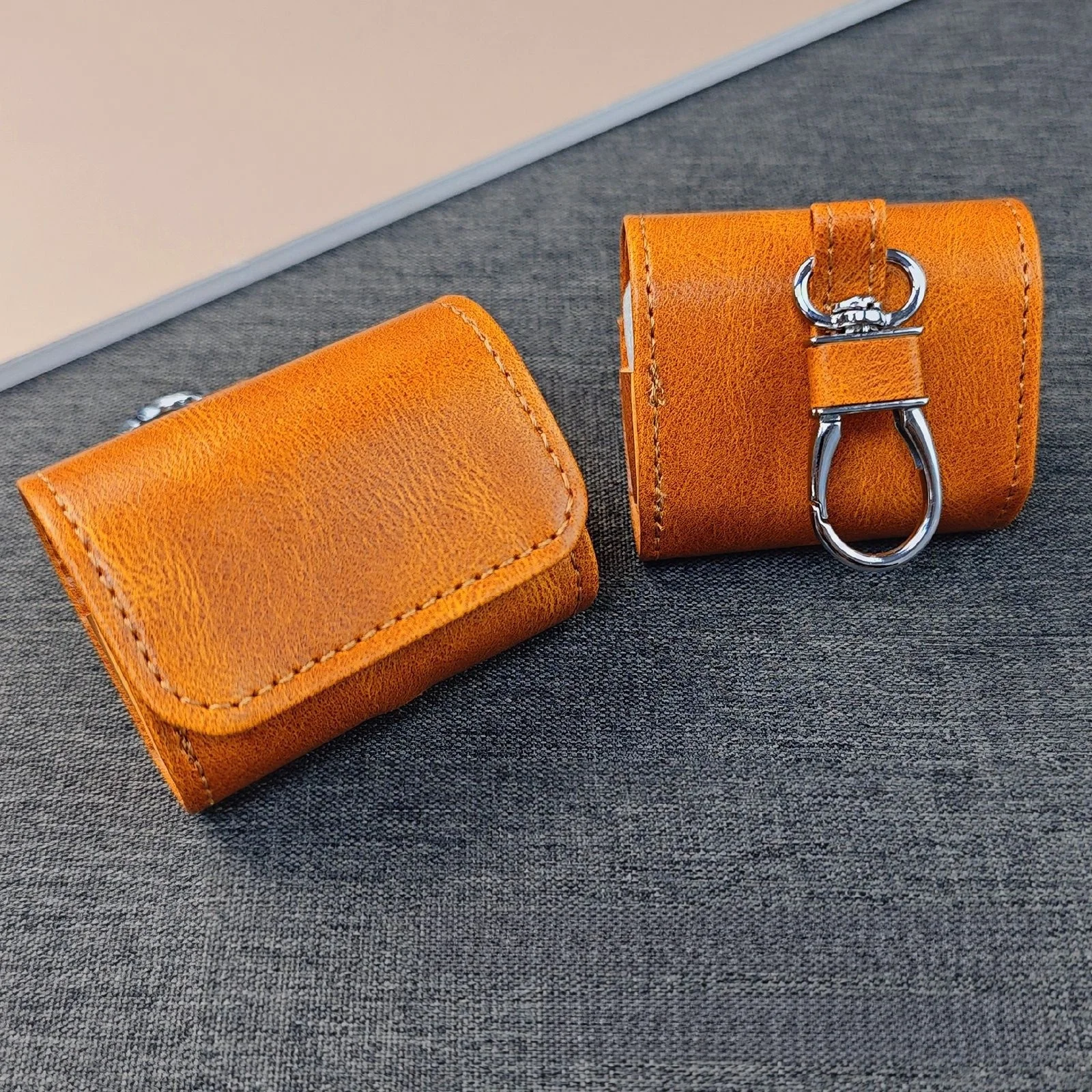 

New Luxury PU Leather Earphone Case for Airpods Pro 4 3 2 1 Shockproof Protective Cover with Stylish Key Chain Easy Carry