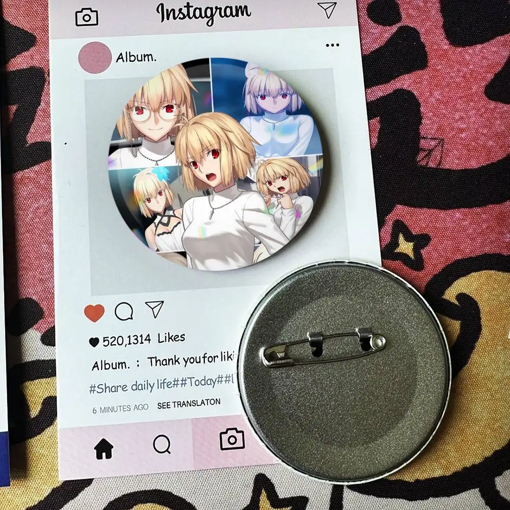 Arcueid Hisui Kohaku Tsukihime Badge 25 32 44 58 75 mm Round Fans Collect Friends Gifts Brooch Souvenir