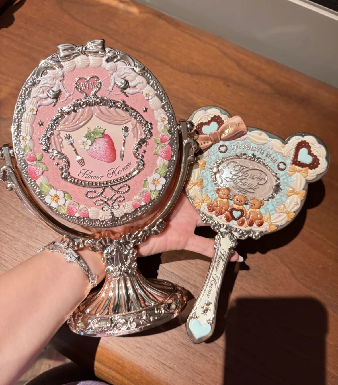 Flower Knows 9th Anniversary Strawberry Cupid Series Peripheral