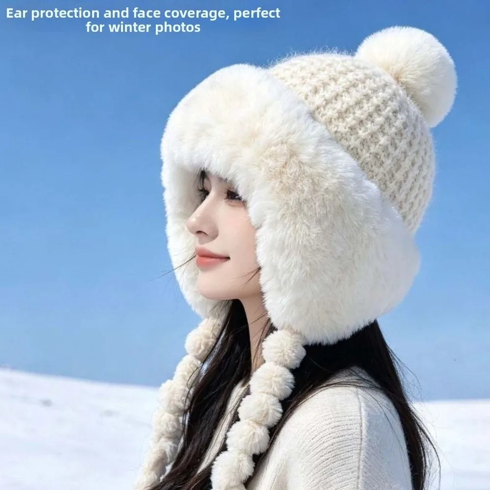Fleece-gefütterte Mütze mit Pompon-Zöpfen, gestreifter Strick, Pelzkrempe, Pelzbesatz, winddichte, wärmeisolierende Ohrenklappen-Wintermütze für den Arbeitsweg – Detail 6