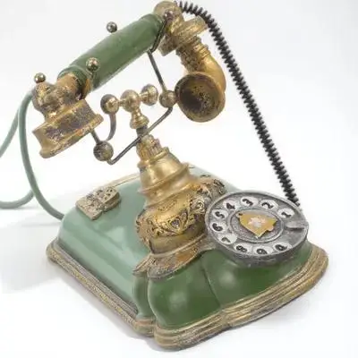 

Retro Telephone Vintage Resin Craft Home Decor Ornament Wine Cabinet Decoration Movie Prop Small Rotary Phone Desk