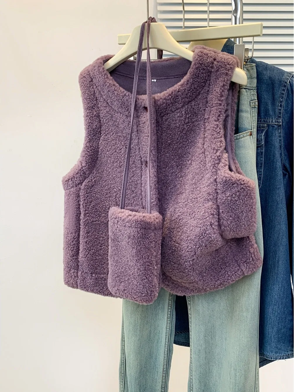 

Свободный корейский жилет из овечьего меха, круглый Ne College Sle, сумка через плечо, осенне-зимний женский костюм Thiened Color