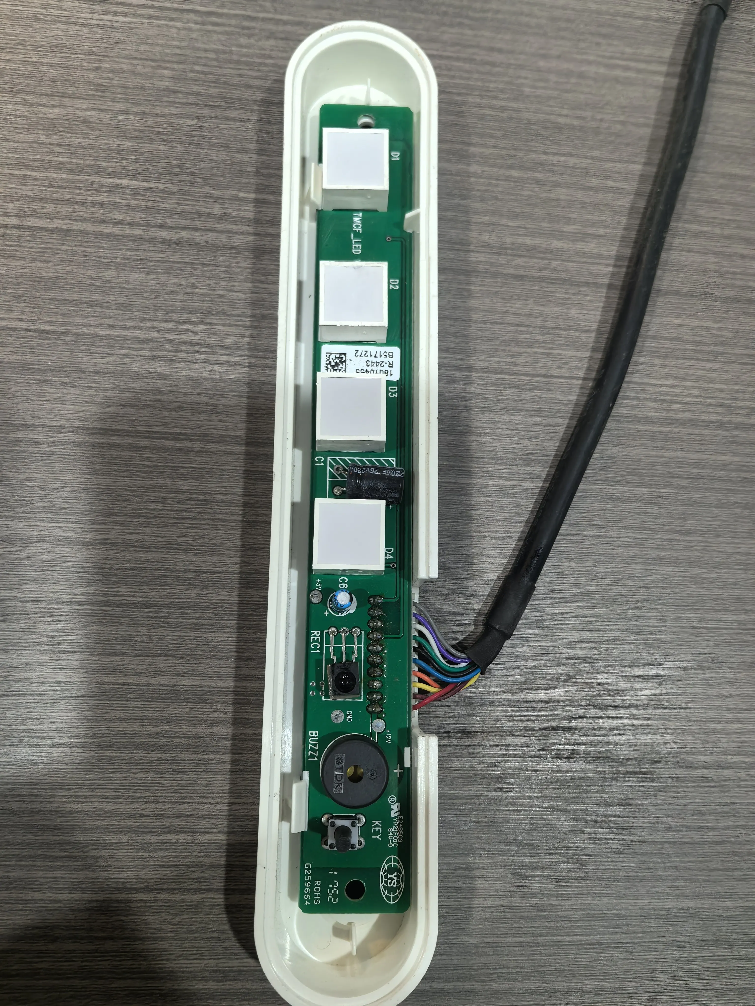 B5171272 is suitable for Tianjia air conditioner receiver. Tianjia multi-line indoor unit display panel B5171272 receiver
