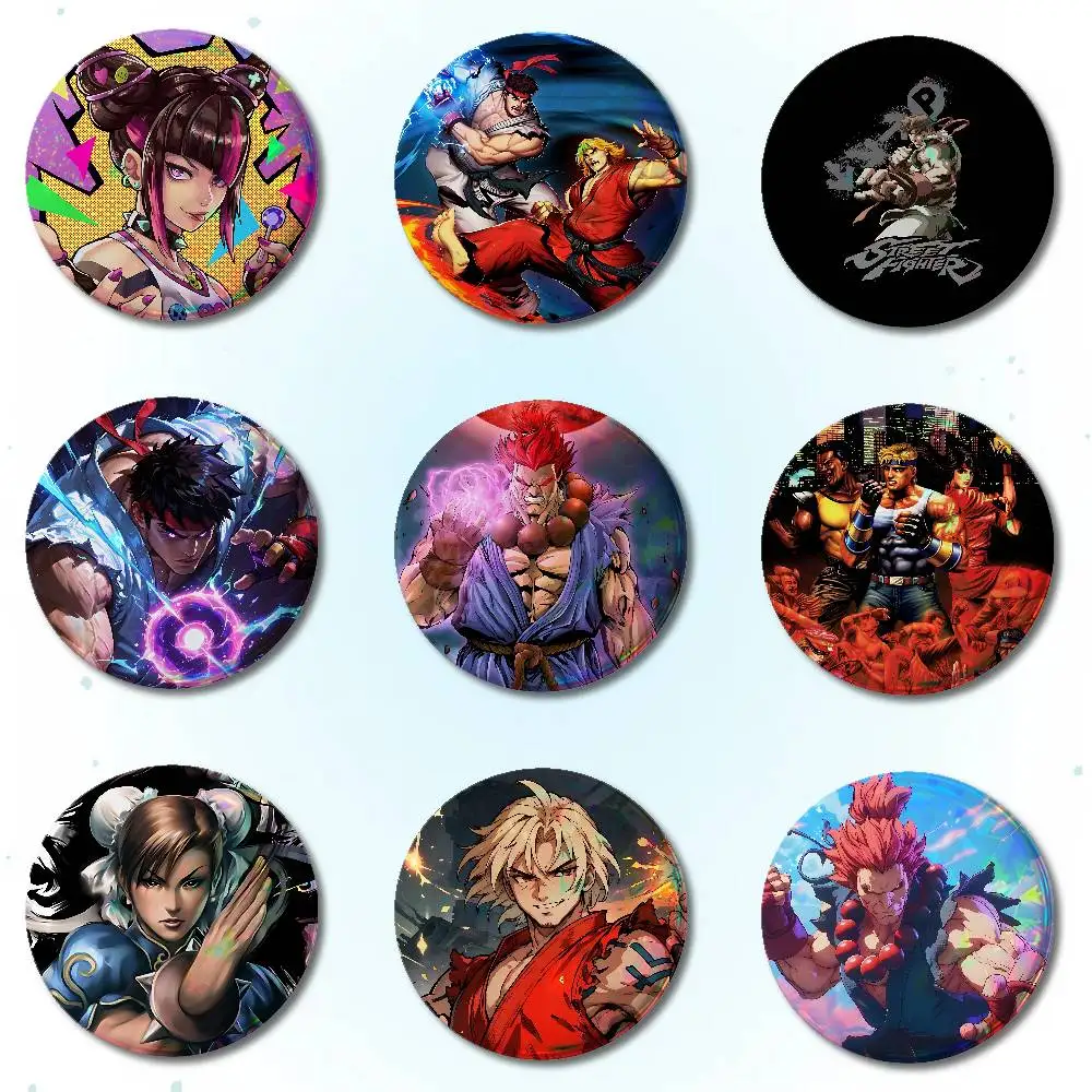 Retro Game S-Street F-Fighter Badges Round Brooch Cute Cartoon Idol Cosplay Badges DIY Backpack Clothing Jewelry Pins