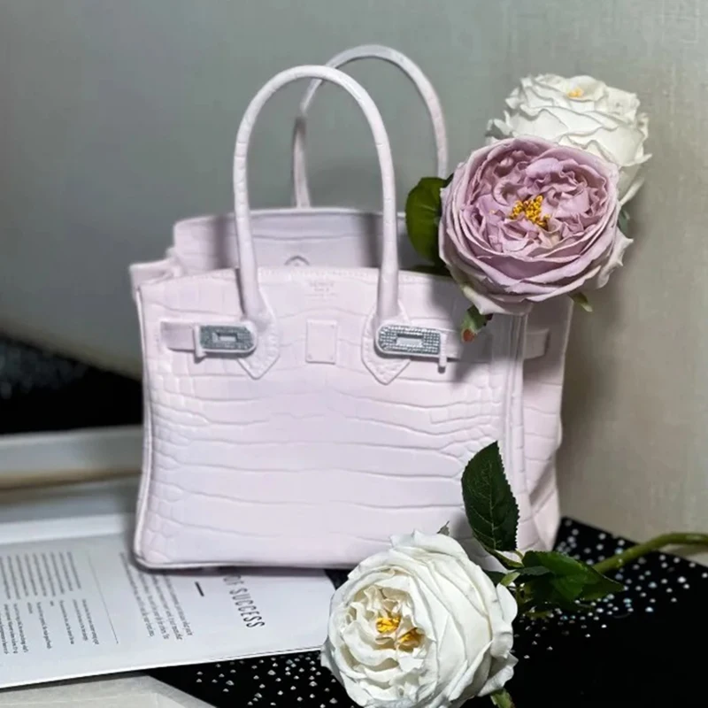 Modern Handbag Vases Design Flower Vase Luxury Flowerpot Aesthetic Vases Elegant Room Ornaments Home Decoration Accessories