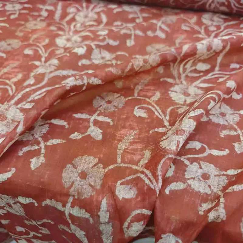 

Ткань из рами с принтом белых цветов на красном фоне для платья/блузки, ткани для шитья, материалы для рукоделия, ткани для самостоятельного пошива.