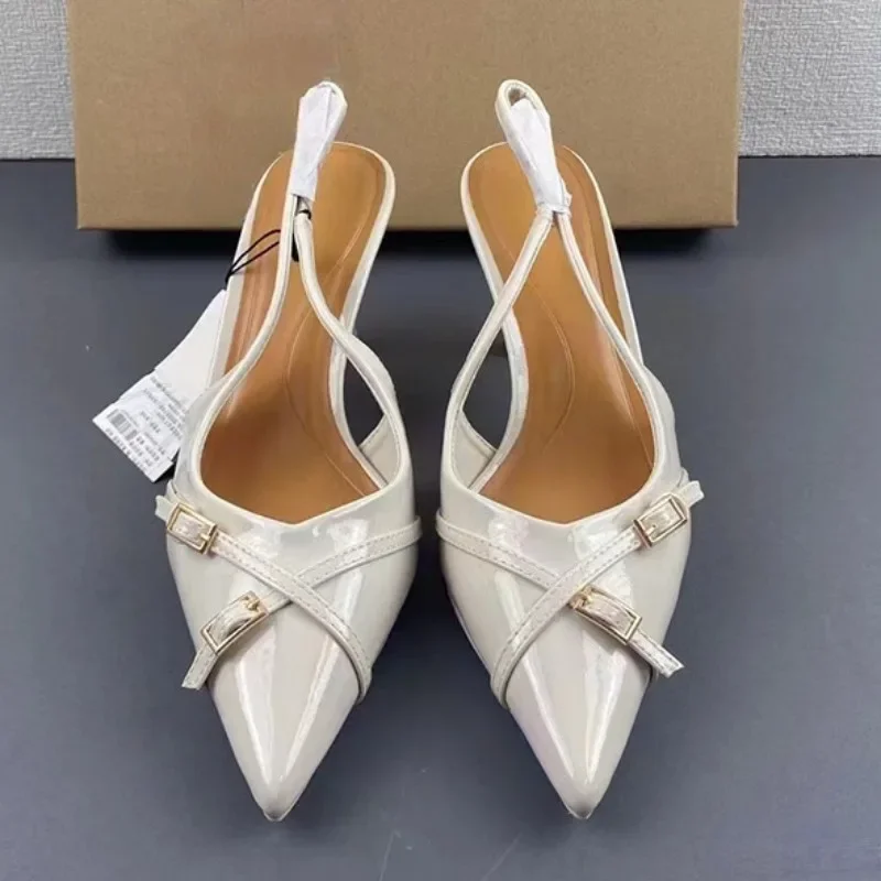 

Лето 2022, дизайнерские женские современные сандалии, белые офисные женские туфли на высоком каблуке с острым носком и пряжкой на шпильке с украшением сзади