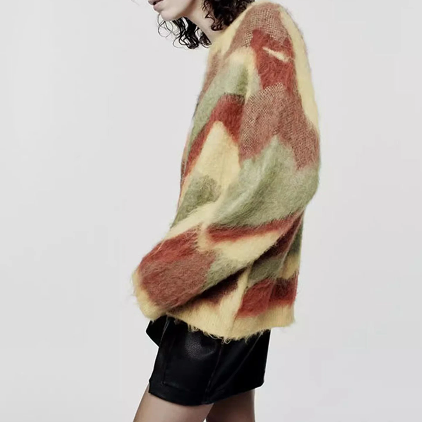 Suéter de Malha de Manga Longa com Decote Redondo para Mulheres Z, Efeito de Desbotamento de Cor, Bordado, Ajuste Solto,...