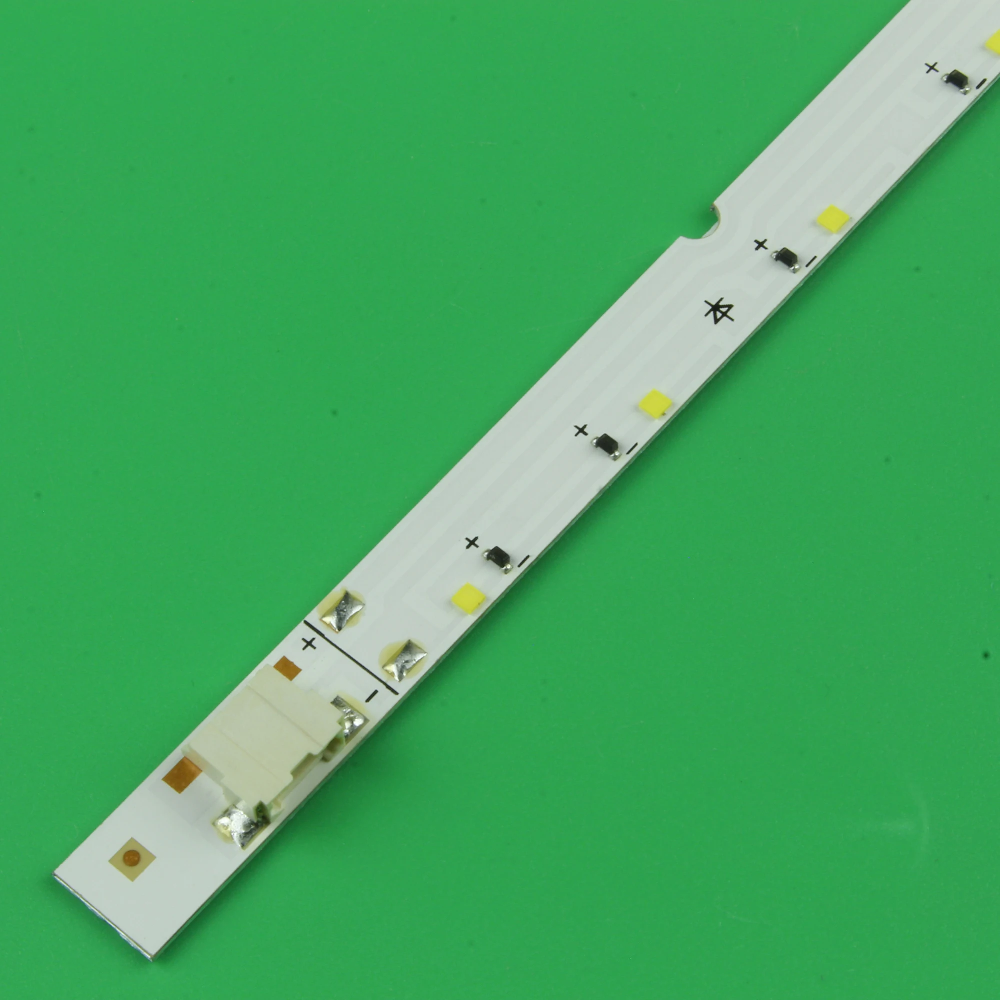 LED Backlight Strip for UA43K5100 UE43K5102 UE43K5103 V6LF_430SFA_LED25 V6LF_430SFB_LED25 Louvre 43 "R_160919 CY-FK043BNEV2H