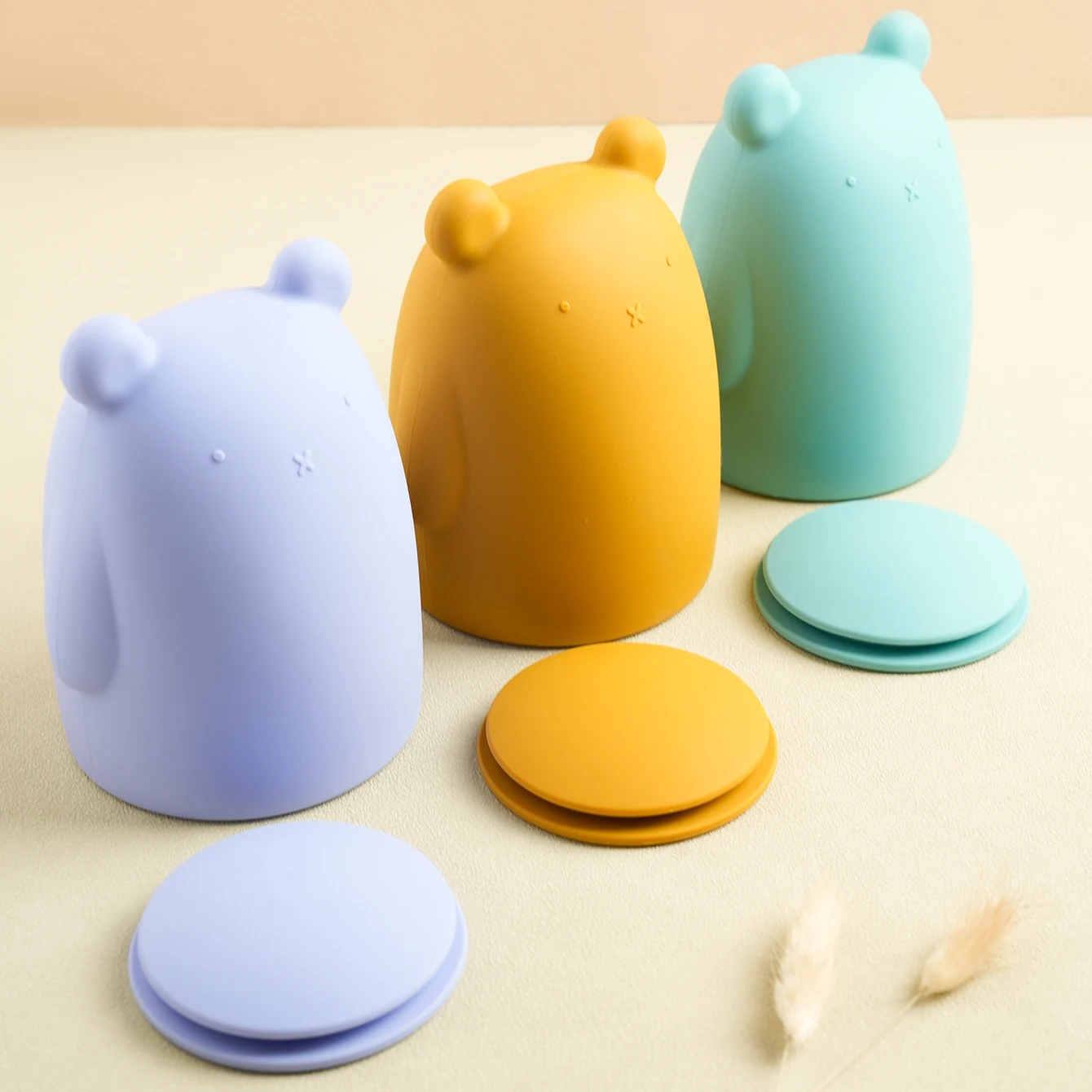 1PCS Baby Silicone Piggy Bank Unbreakable Money Bank Cute Bear Shape Baby Toys Solid Color Baby Items Girls and Boys Coin Bank