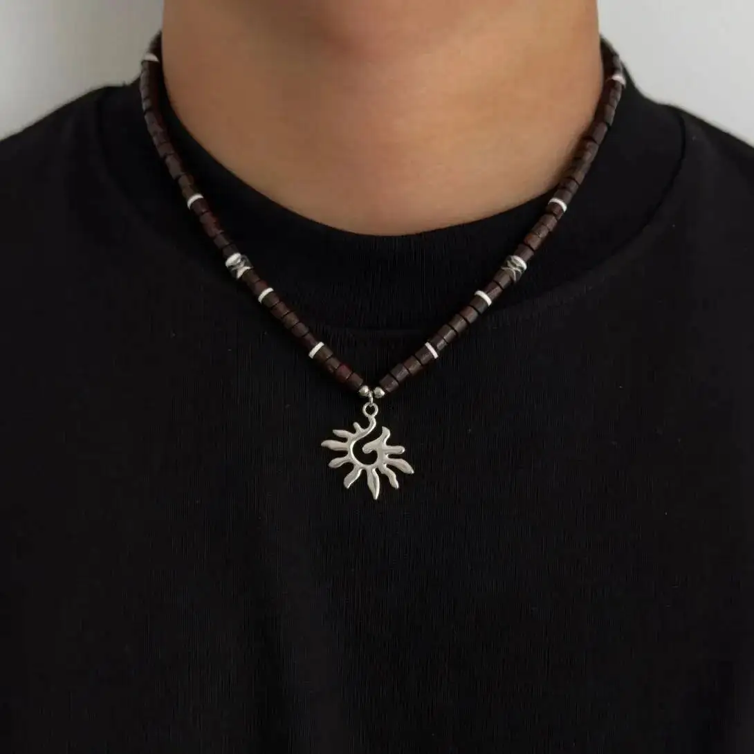 Salircon 3 Stile Hiphop Punk Holz Perlen Halskette Männer Vintage Silber Farbe Sonne Anhänger Halskette Gothic Surfer Schmuck Zubehör