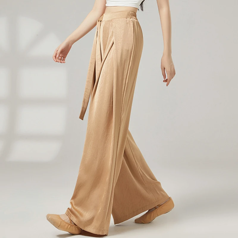 Pantaloni da danza moderna Pantaloni a gamba larga da donna Piega frontale Elastico in vita Raso Lungo Salotto Casual Costumi di allenamento classico sul palco