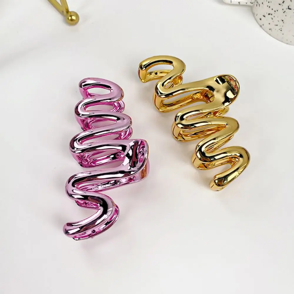 

Korean Style Metal Hair Claw Temperament Minimalism Shark Clip Wave Hair Grab Clip High Ponytail Clip Geometry Hair Claw Women